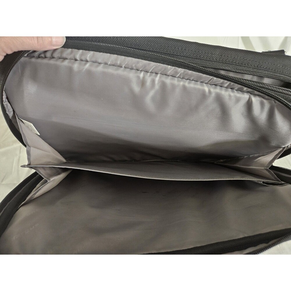 Targus TBT04401-01 Black Laptop Carry Case Travel Bag 16” Used One Time - Picture 6 of 11